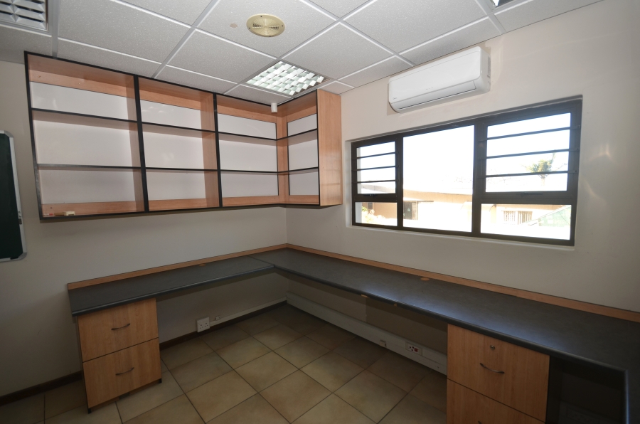 To Let commercial Property for Rent in Gonubie Eastern Cape